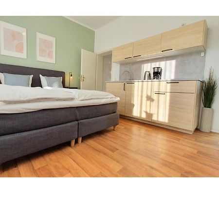 Good Stay Aparthotel Mit Kostenlosen Parkplaetzen Dresda Esterno foto