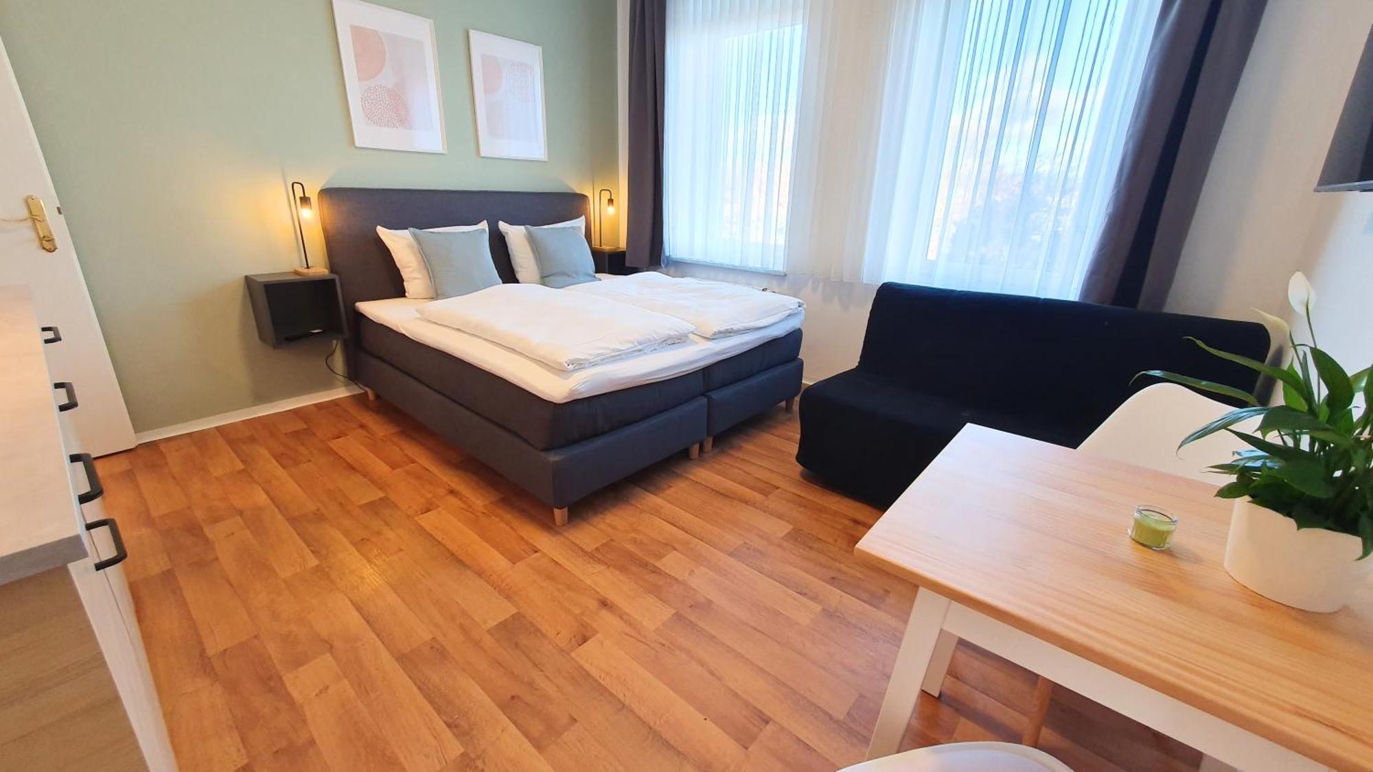 Good Stay Aparthotel Mit Kostenlosen Parkplaetzen Dresda Esterno foto