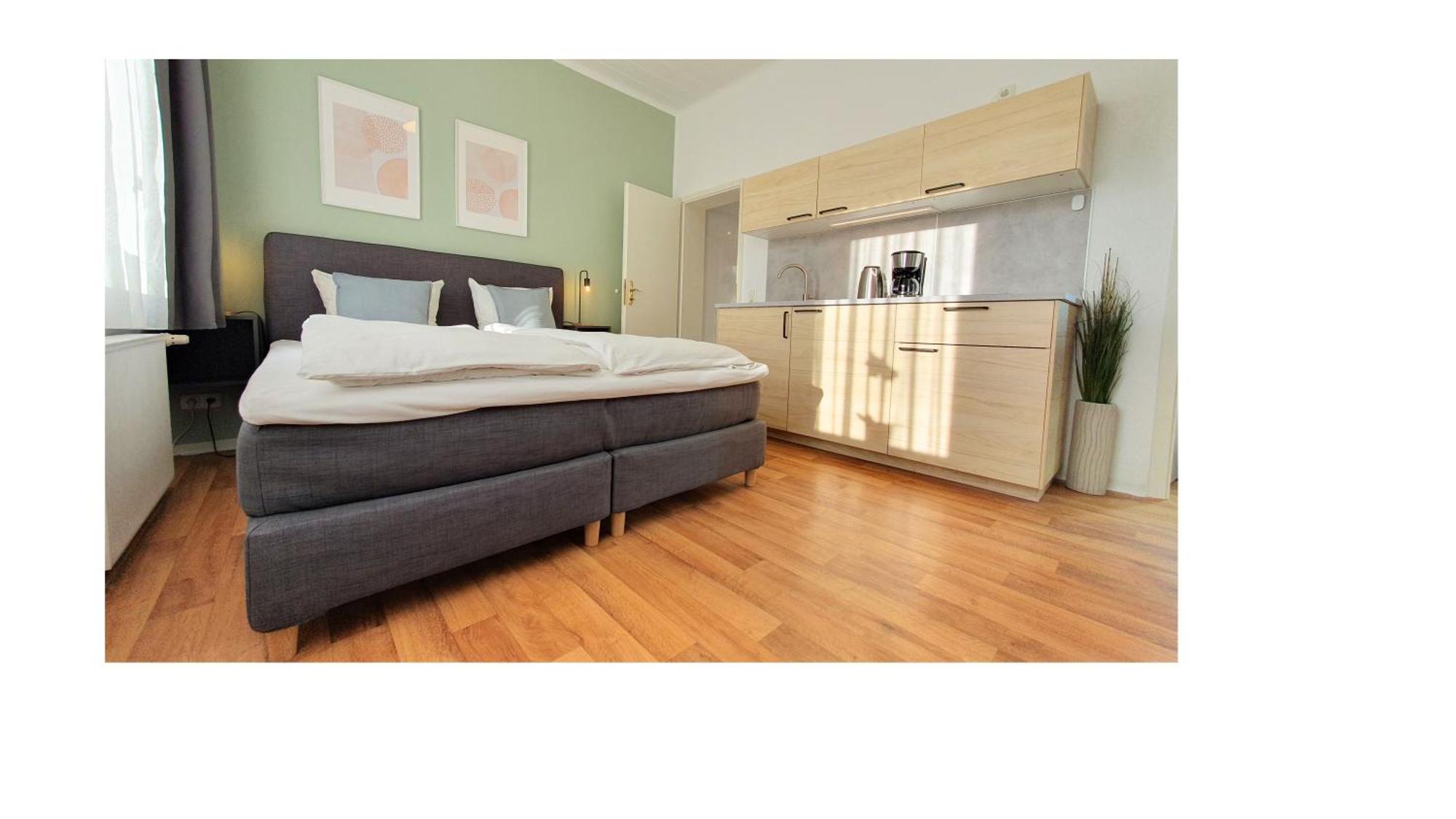 Good Stay Aparthotel Mit Kostenlosen Parkplaetzen Dresda Esterno foto