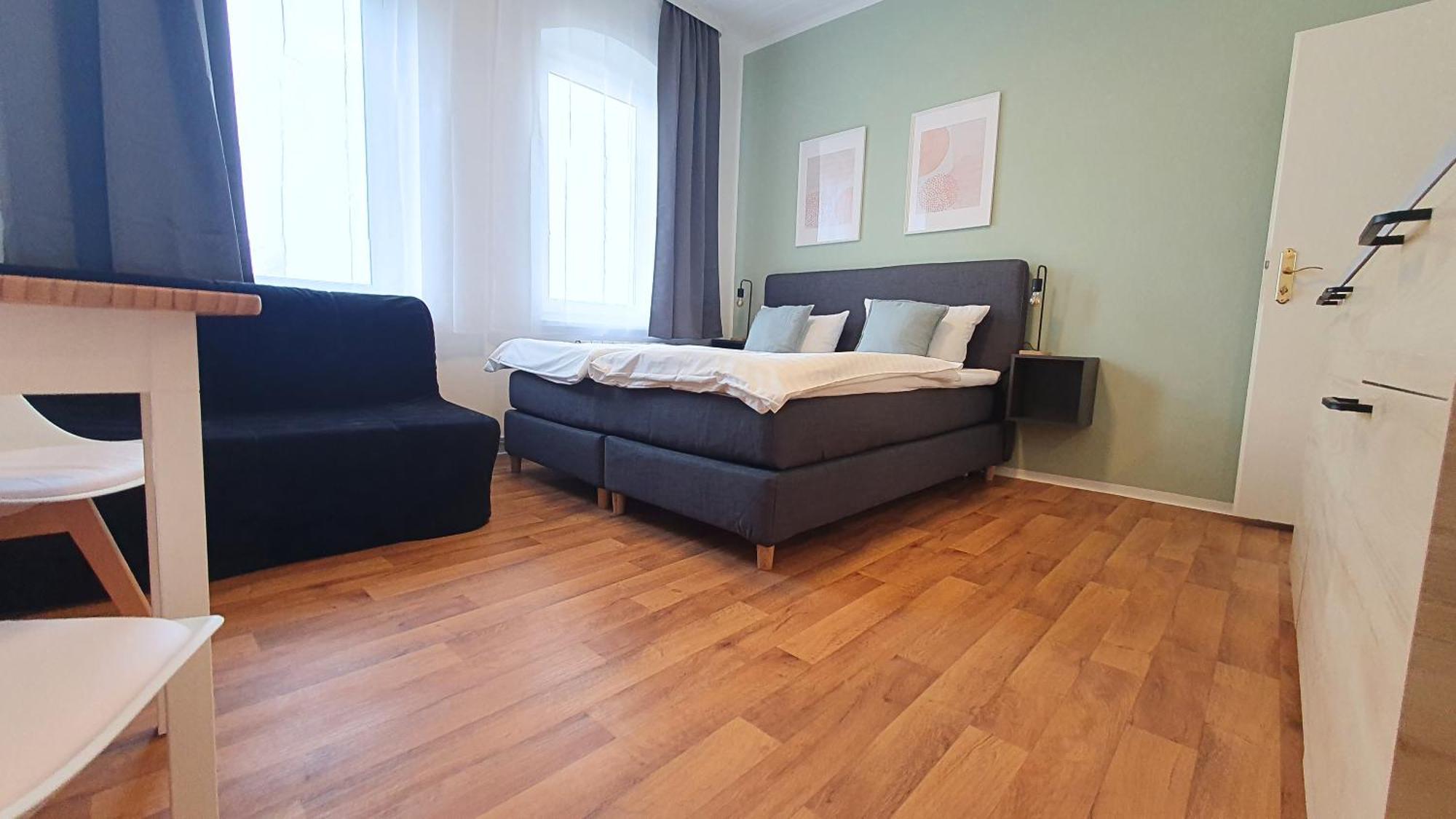 Good Stay Aparthotel Mit Kostenlosen Parkplaetzen Dresda Esterno foto