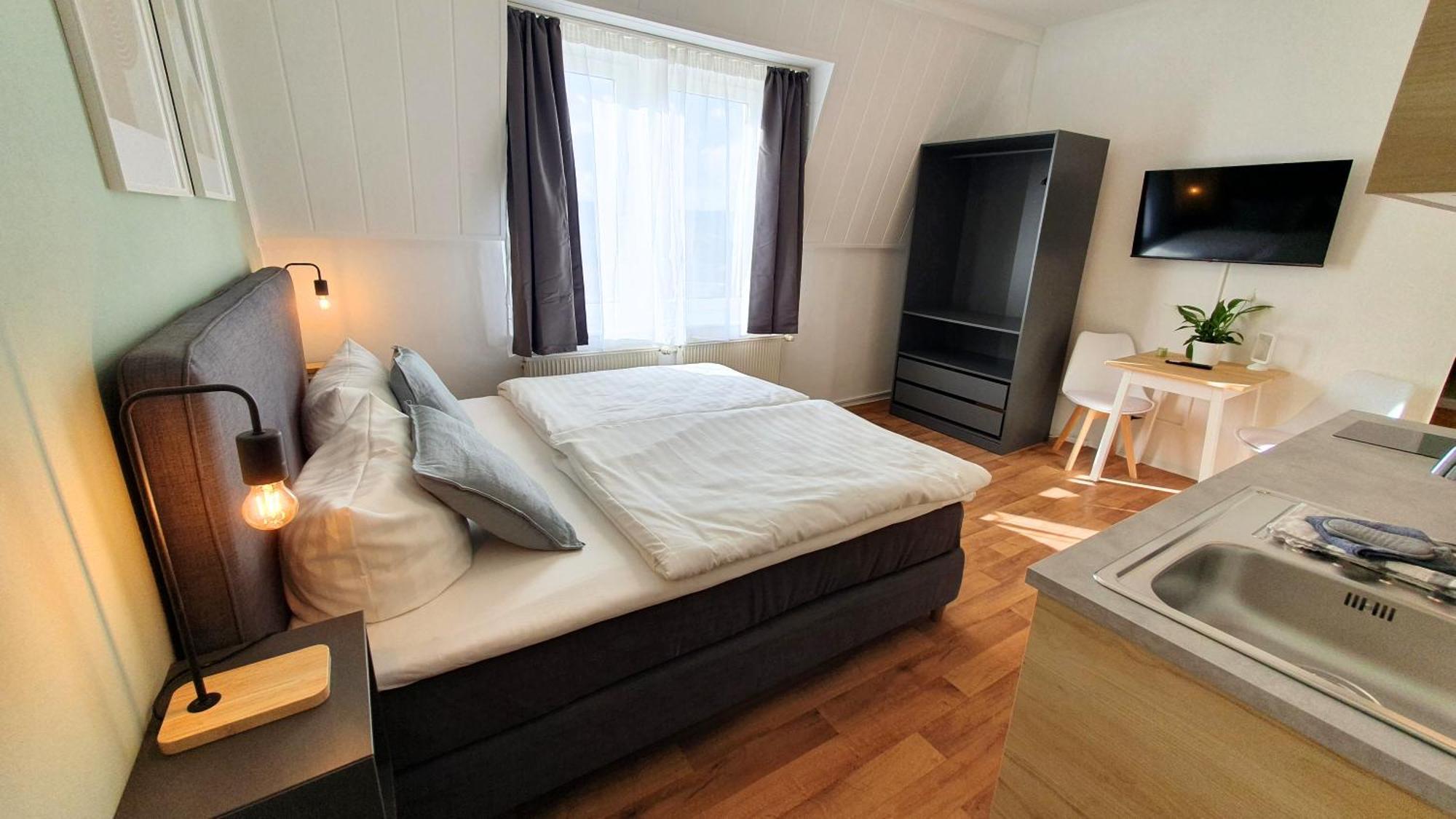 Good Stay Aparthotel Mit Kostenlosen Parkplaetzen Dresda Esterno foto